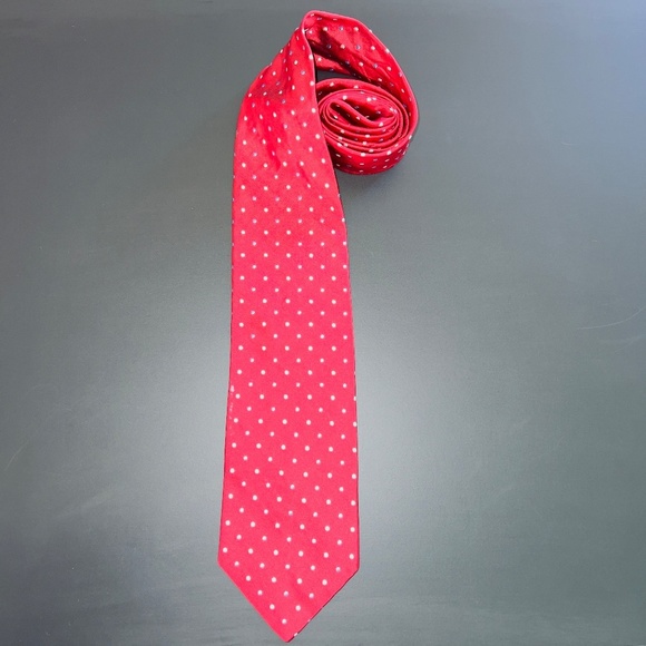 hugo boss polka dot tie
